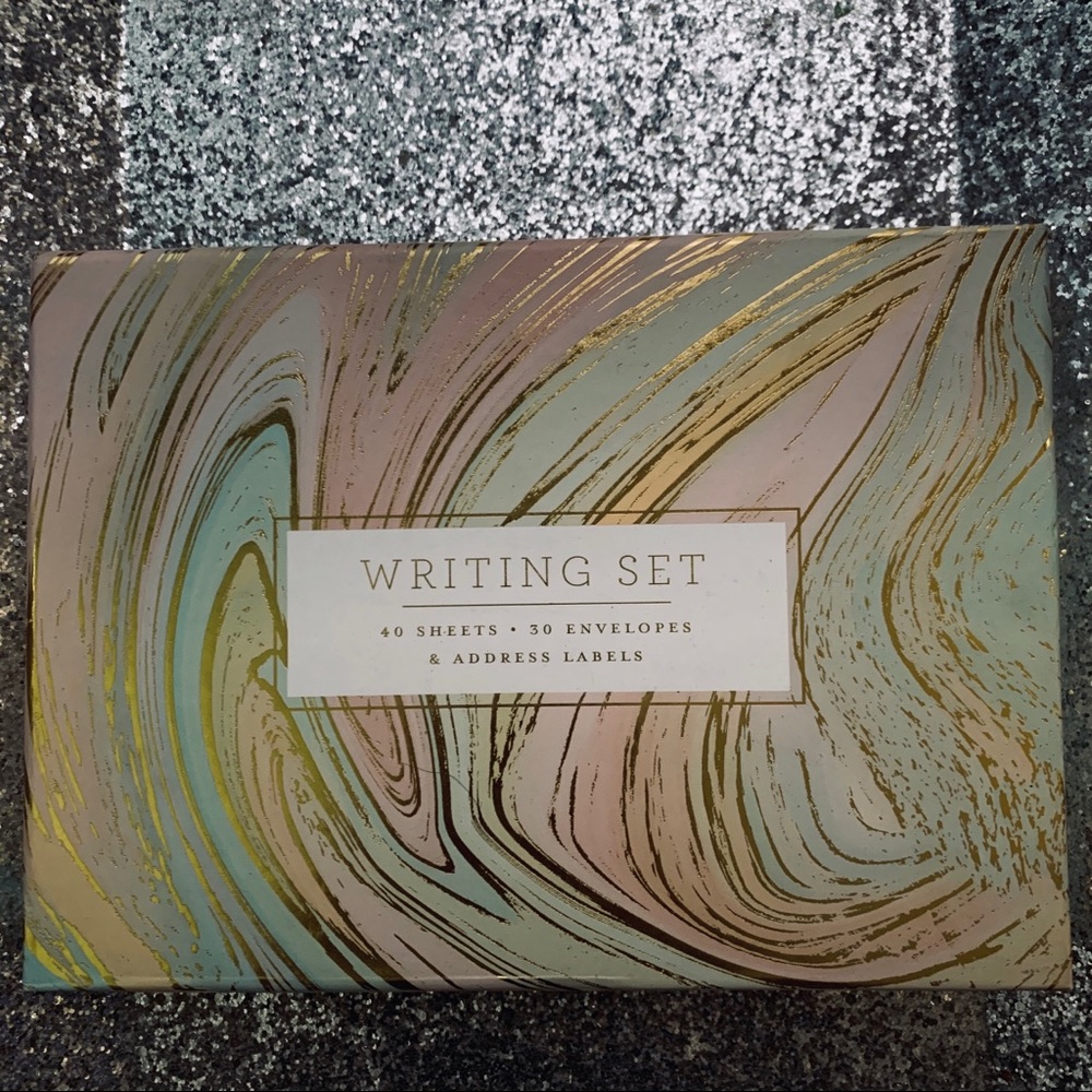 ⭐️💫🗂📒 MODERN NWT**** Writing Set
